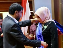 Gubernur Aceh Kukuhkan Marlina sebagai Bunda PAUD, Bunda Literasi, dan Ketua FORIKAN
