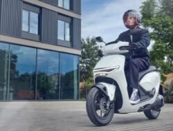 Tips aman saat menggunakan Sepeda Motor Listrik