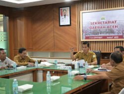 Sekda Aceh Pimpin Rapat Tindak Lanjut Pengelolaan Sumur Minyak Masyarakat