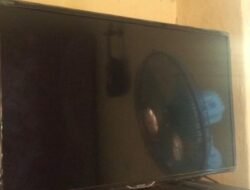 Warga Kecewa , Akibat Arus Listrik Tidak Stabil , TV Warga Padam