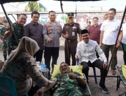 HUT TNI ke – 80, Kodam IM Gelar Gerakan Pasar Murah di Halaman Masjid Baitussalihin Ulee Kareng.