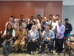 Safrina Tak Lelah Mencari Cara Turunkan Stunting di Aceh, FGD Bersama Wartawan