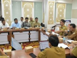 Sekda Aceh Gelar Rapat dengan Dunia Usaha Dukung Tanggap Darurat Bencana