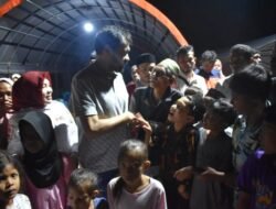 Gubernur Aceh Mualem Tinjau Tempat Pengungsi Korban Banjir di Saang Aceh Utara