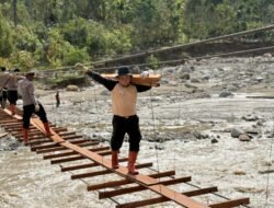 Polres Gayo Lues Selesaikan Pembangunan Jembatan Gantung di Dusun Begade Empat
