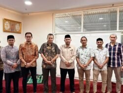 DPMPTSP Aceh Laksanakan Sholat Zuhur Berjamaah dan Tausiah di Bulan  Suci Ramadhan 1447 H