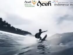 Dibelai Ombak Samudera Hindia, Pantai Matanurung Simeulue Menjadi Surga Para Peselancar Dunia