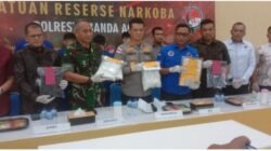 Iming-iming Rp145 Juta, Dua Kurir Sabu Dibekuk Sebelum Naik Pesawat
