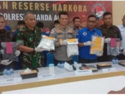 Iming-iming Rp145 Juta, Dua Kurir Sabu Dibekuk Sebelum Naik Pesawat