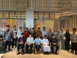 Bupati Syech Muharram Kunjungi dan Apresiasi Qari serta Qariah Aceh Besar yang Tergabung dalam Kafilah Aceh MTQ Nasional di Semarang