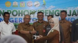 Penghijauan Produktif di SLB Negeri Kota Jantho, Farhan AP: Menjaga Alam Adalah Tanggung Jawab Bersama