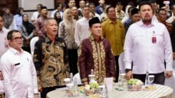Dek Fadh dan Wakil Ketua KPK Anugerahkan Predikat Desa Antikorupsi kepada 15 Gampong di Aceh